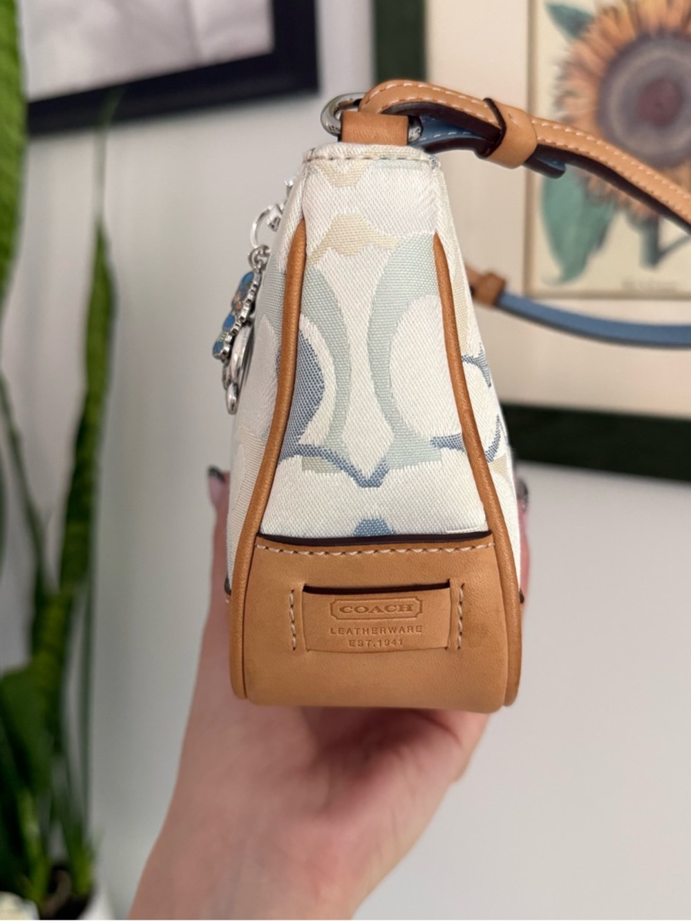 RARE Optic Blue Coach Demi Baguette - Picture 5 of 9